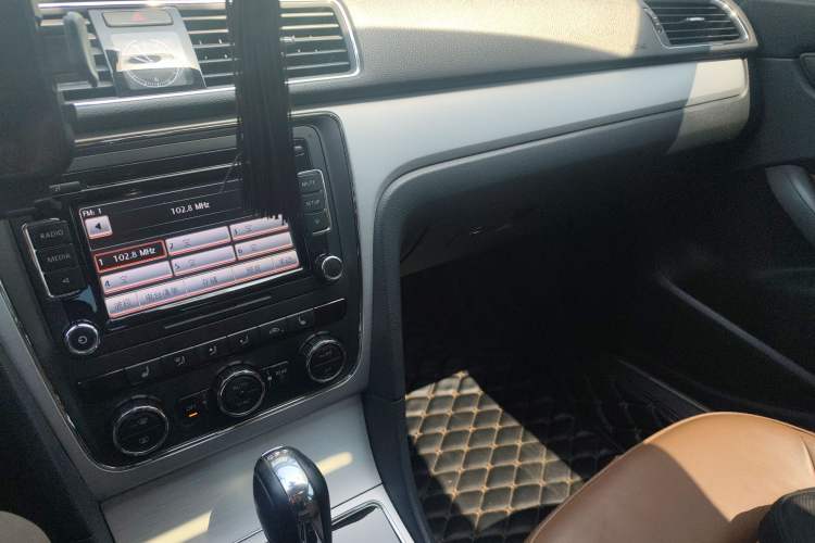 Used Volkswagen Passat 2014 2.0 TSI DSG Prestige Edition