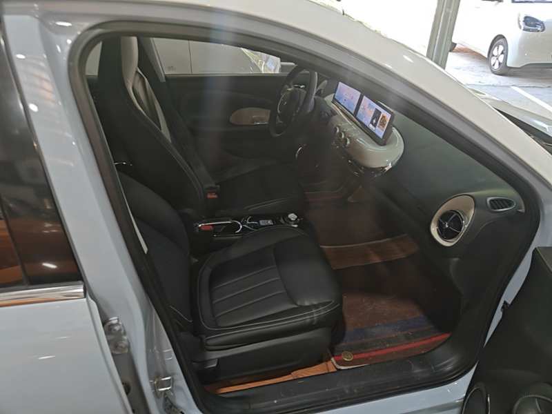 Used Wuling Bingo 2023 333 km Lingxi Connected+ Version — 24