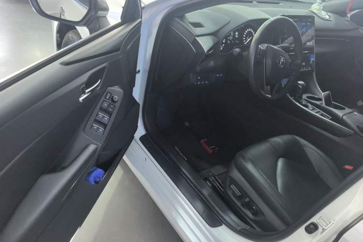 Used Toyota Avalon 2023 2.5L Luxury Edition