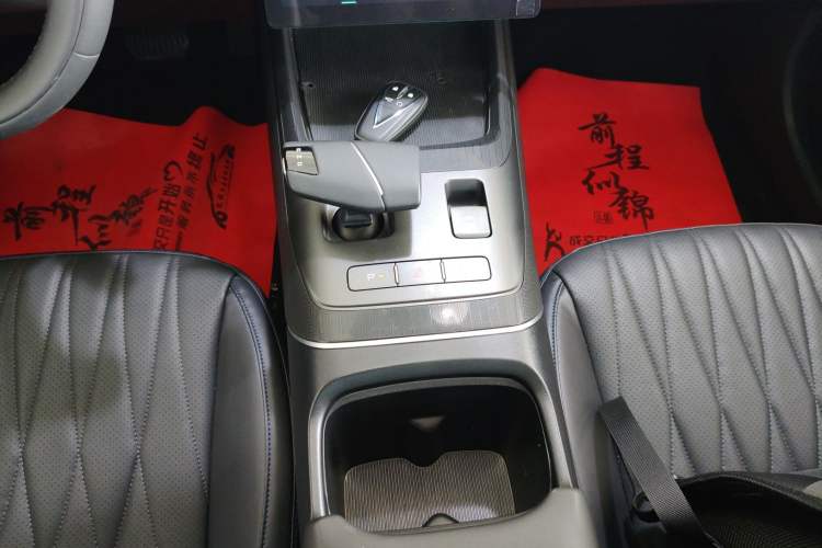 Used CHANGAN NEVO A05 2024 Truly Delicious Version 70 Leading Edition Gear Lever