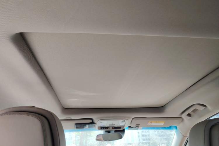 Used Cadillac XTS 2014 28T Luxury Model
