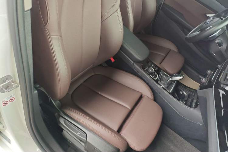 Used BMW 1 Series 2020 125i Leading Model M Sport Package Right Front Seat