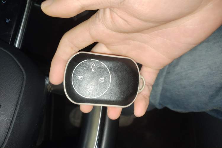 Used Chery Fengyun T9 2024 120 Long-Range Comfort Version 5 Seats Lithium Iron Phosphate Interior 1