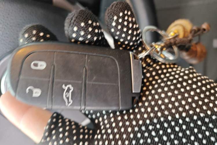 Used Jeep Grand Cherokee (Import) 2015 3.6L Luxury Navigation Edition