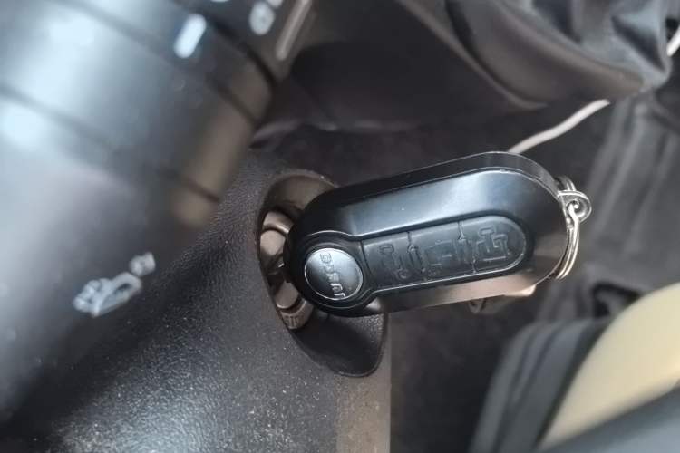 Used Iveco Eurocargo 2021 3.0T Automatic Super-Rui Short Wheelbase Low-Roof Manual-Door F1C
