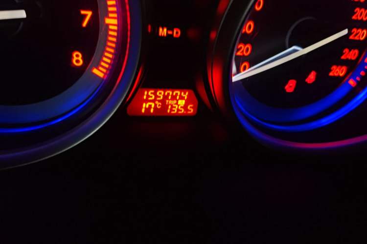 Used Mazda 6 2010 2.0L Automatic Luxury Edition Odometer Close Up