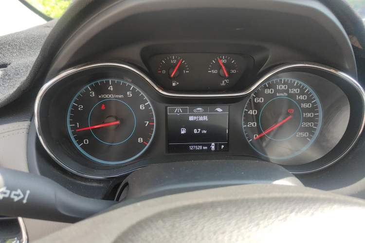 Used Chevrolet Cruze 2015 1.4T DCG Luxury Edition
