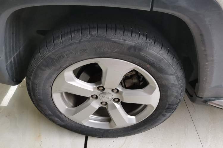 Used Jeep Compass 2020 220T Automatic Leading Edition