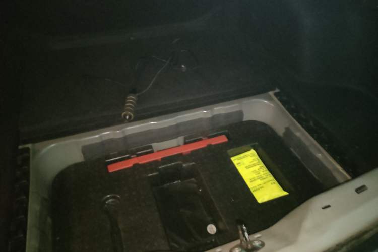 Used Hongqi E-QM5 2022 431 km Charge & Enjoy Edition
