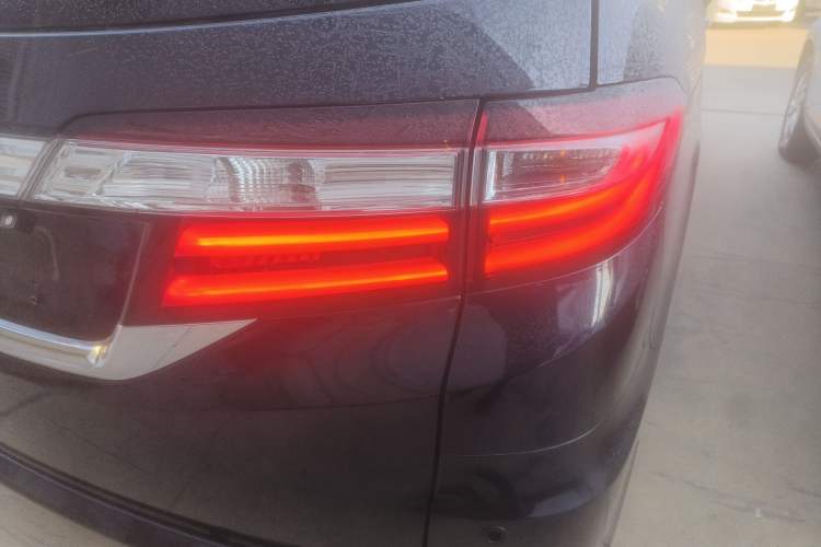 Used Honda Odyssey 2015 Updated Version 2.4L Smart Edition