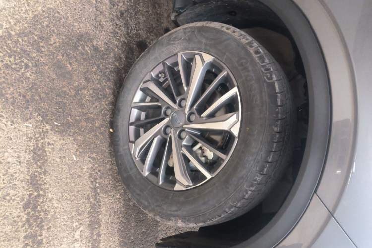 Used Geely Auto Coolray 2023 1.4T Manual Gold Edition