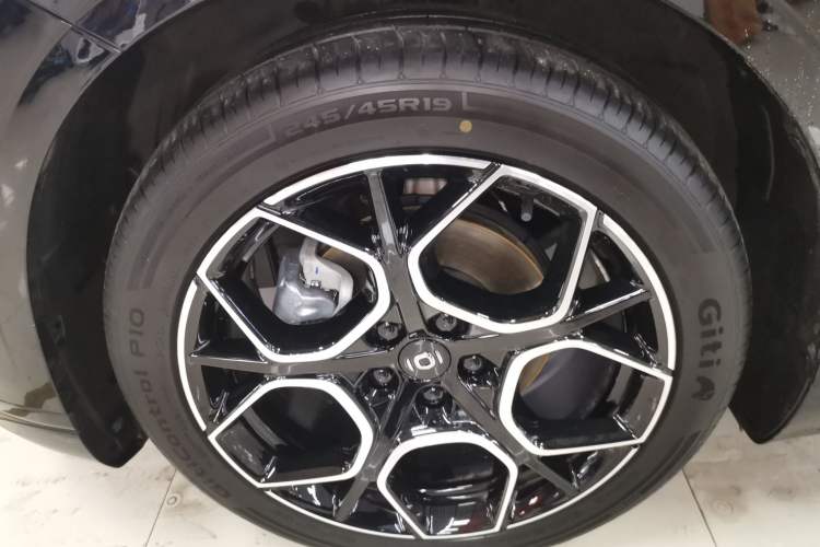 Used Qiyuan A07 2025 Blue Whale Pure Electric Version 625 Luxury Model
