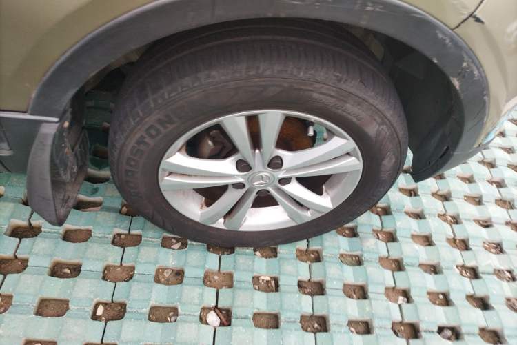 Used HYOSOW S3 2014 1.5L Comfort Version China IV Emission Standard
