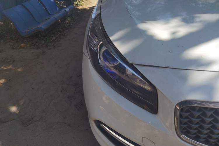 Used Kia K4 2017 1.6T Automatic T-DLX Turbo Right Front Headlight