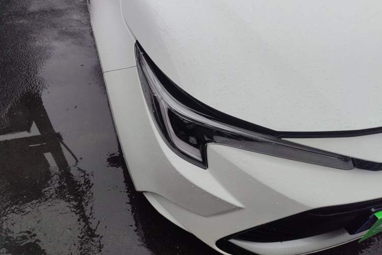 Used Toyota Levin 2024 Smart Electric Hybrid Dual-Engine 1.8L Luxury Edition Right Front Headlight