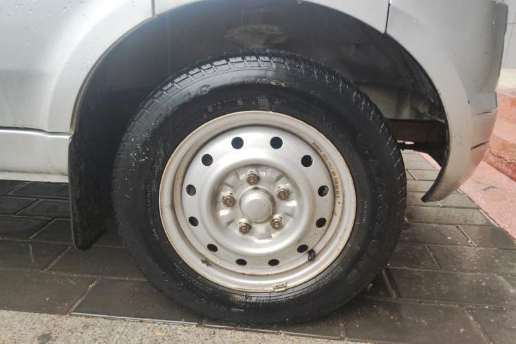 Used Wuling Rongguang 2020 1.5L Extended Basic Version China VI Standard L3C
