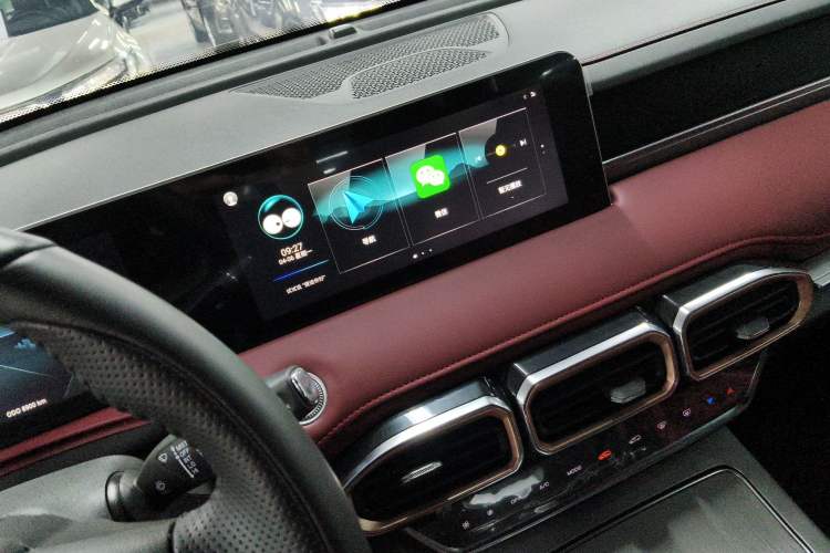 Used JETOUR X70 PLUS 2024 Champion Edition 1.5T DCT Champion PRO 5-Seater Audio And AC Panel