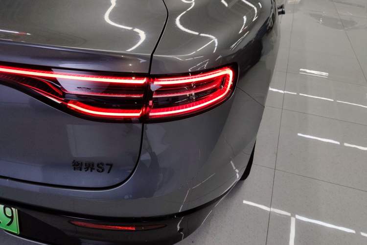 Used Hima Luxeed S7 2024 Max Rear-Drive Long-Range Intelligent Driving Version