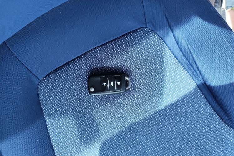 Used CHANGAN Benni E-Star 2022 Qingxin Edition Colorful Model Lithium Iron Phosphate Vehicle Key