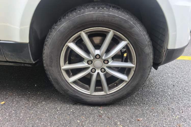 Used Land Rover Range Sport 2017 3.0 SC V6 SE Right Front Wheel Hub