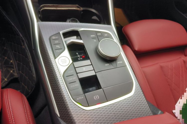 Used BMW 3 Series 2025 330Li M Sport Shadowline Package Gear Lever