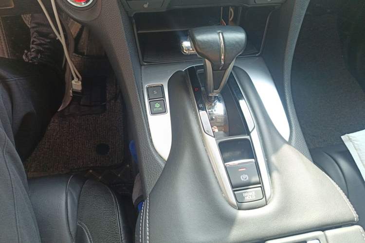 Used Honda Avancier 2017 240TURBO Two-Wheel Drive Premium Edition