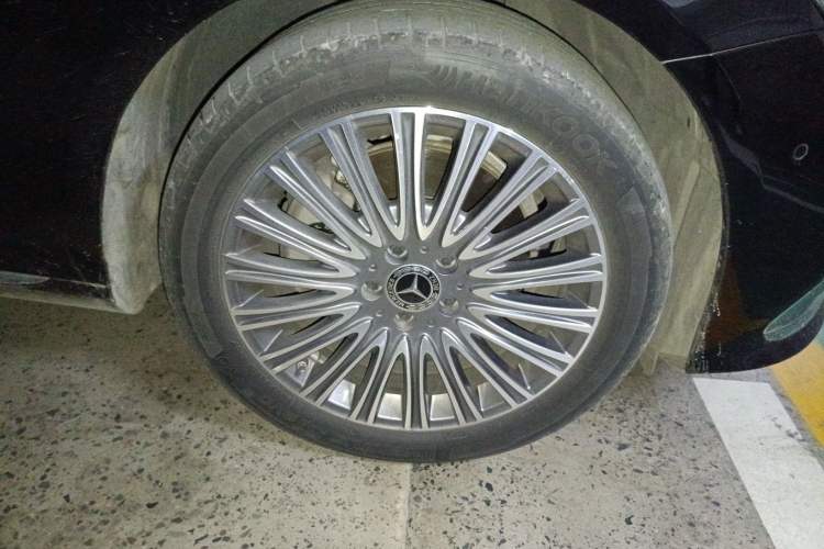 Used Mercedes-Benz E-Class 2021 Restyled E 300 L Luxury Edition