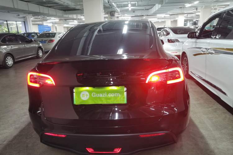 Used Tesla Model Y 2021 Standard Range Rear-Wheel Drive Version
