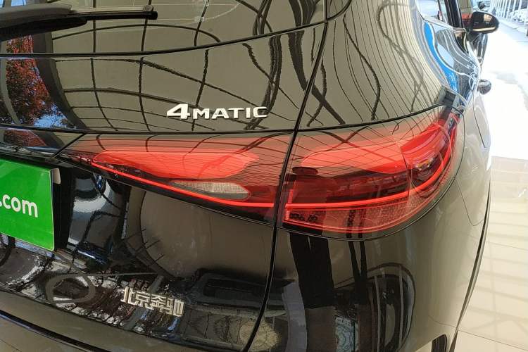 Used Mercedes-Benz GLC 2025 Refreshed GLC 300 L 4MATIC Dynamic Version 5 Seats Exterior 3