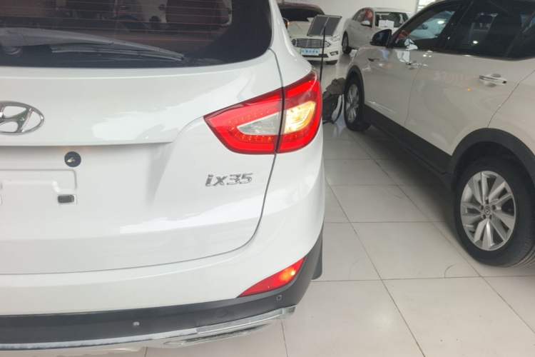 Used Hyundai ix35 2015 2.0L Automatic 2WD Smart Type China IV Right Rear Taillight