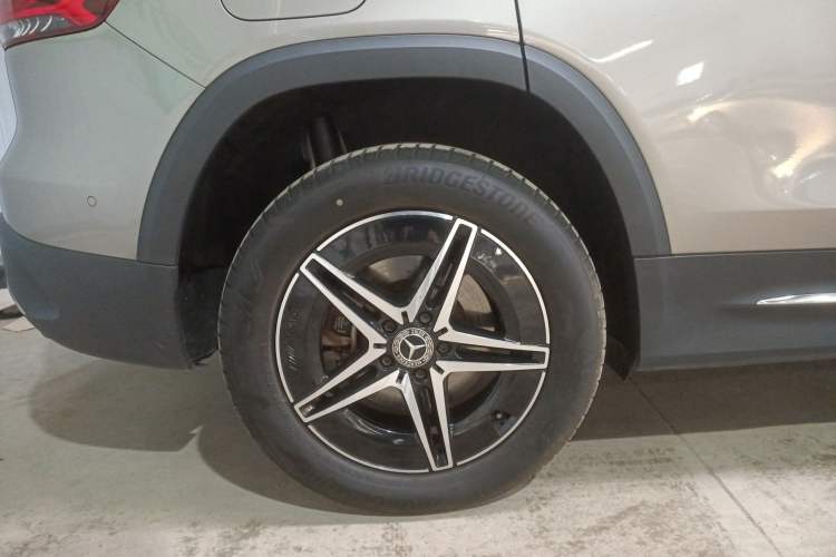 Used Mercedes-Benz EQB 2022 EQB 350 4MATIC First Edition Special Version Exterior 5