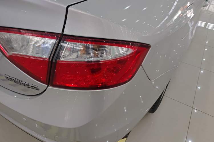 Used Chery Arrizo 7 2013 1.6L Manual ZhiShang Edition
