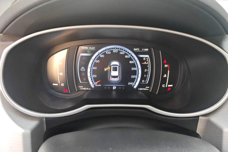 Used Geely Auto Emgrand X7 Sport 2016 1.8TD Automatic Smart Model Instrument Cluster
