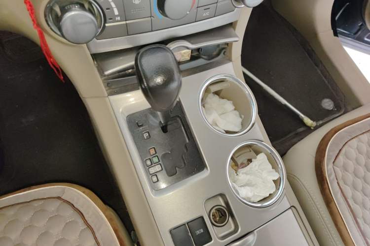 Used Toyota Highlander 2012 2.7L 2WD 5-Seater Elite Edition
