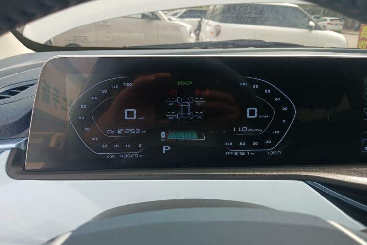 Used CHANGAN Benni E-Star 2023 Qingxin Edition Colorful Model Lithium Iron Phosphate