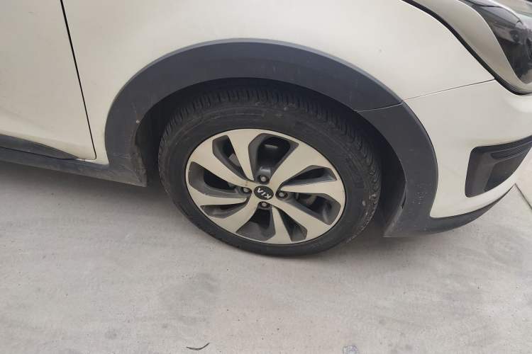 Used Kia KX Cross 2017 1.4L AT GLS
