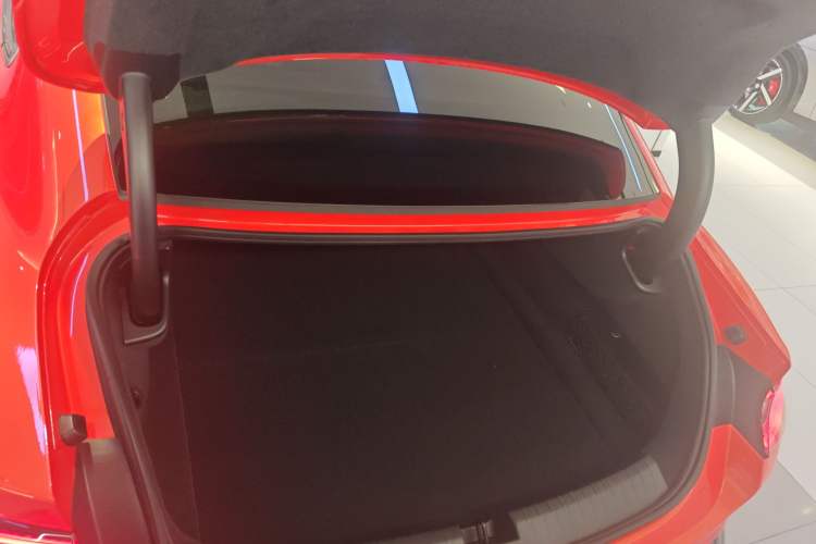 Used Xiaomi Auto SU7 2024 Rear-Drive Long-Range Intelligent Driving Version
