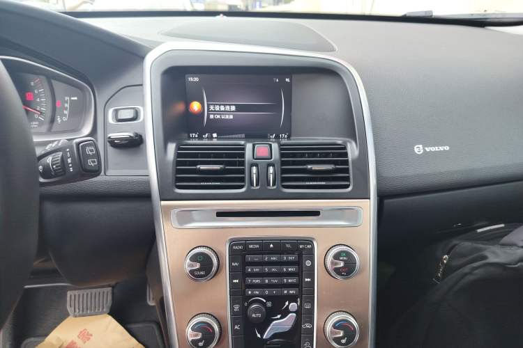 Used Volvo XC60 2017 T5 AWD Smart Upgrade Edition