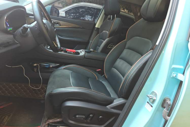 Used Skyworth HT-i 2022 1.5L PHEV 205KM ZhiXing Edition Plus
