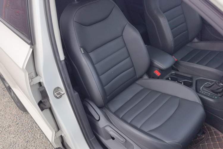 Used Volkswagen Tharu 2021 280TSI Two-Wheel Drive Comfort Edition