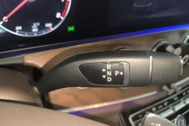 Used Mercedes-Benz E-Class 2017 E 300 L Luxury Model
