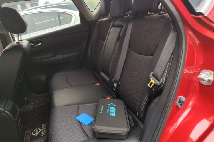 Used Nissan Tiida 2019 1.6L CVT Smart Drive Version China VI Standard Left Rear Seat