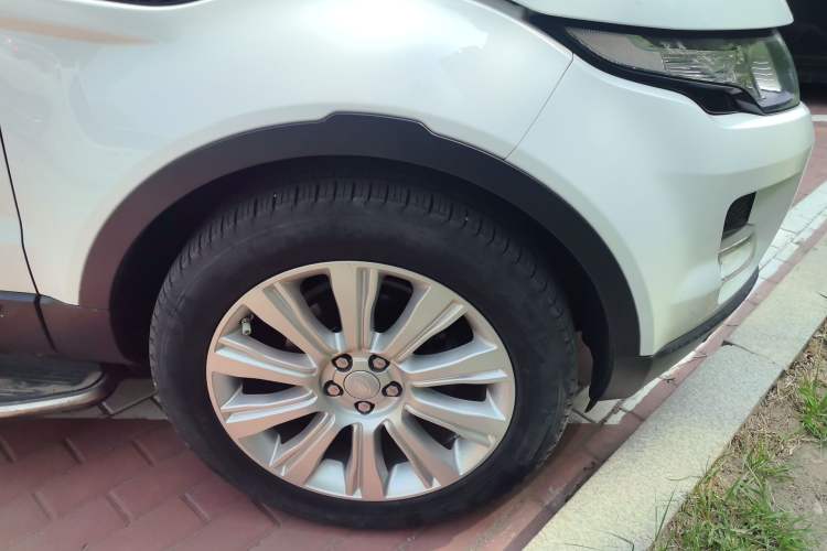 Used Land Rover Range Evoque 2015 2.0T Five-Door Zhiyao Edition
