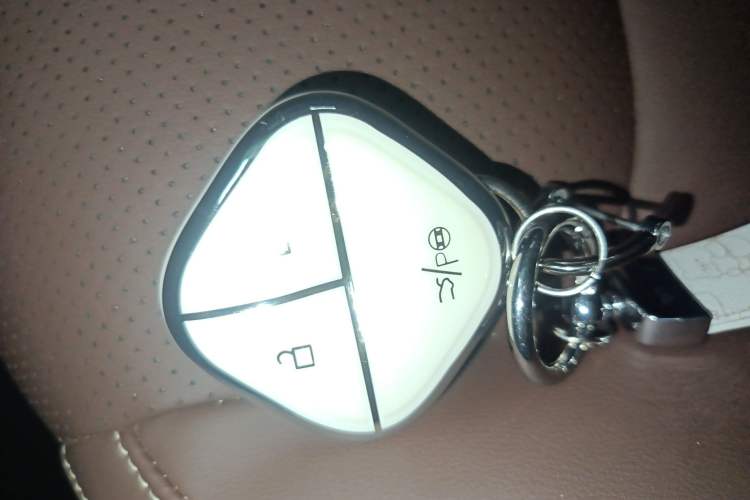 Used Wuling Bingo 2023 333 km Lingxi Connected Version
