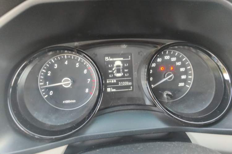 Used Wuling Zhengcheng 2021 1.5T Manual Luxury Version Instrument Cluster