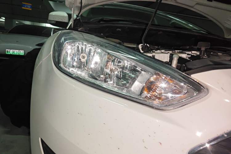 Used Ford Focus 2017 Hatchback 1.6L Automatic Fashion Edition Smart Drive Version
