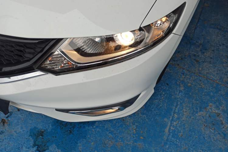 Used Honda Jade 2013 1.8L automatic Comfort version 5 seats