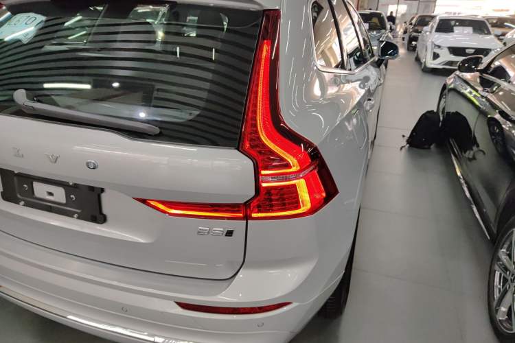 Used Volvo XC60 2024 B5 4x4 Smart Luxury Edition
