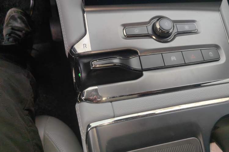 Used Nio ES6 2019 420 km Sport Version Gear Lever