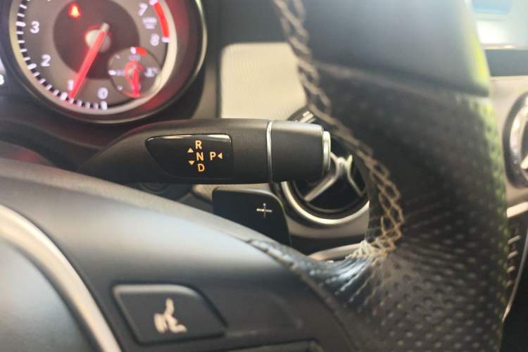 Used Mercedes-Benz GLA 2016 GLA 200 Fashion Model
